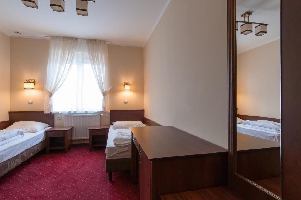 Hotel Grant Leszno (Greater Poland) Exterior foto